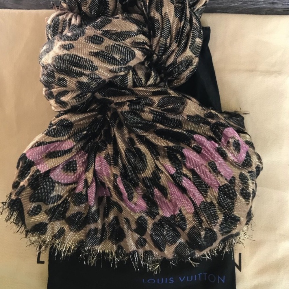 Louis Vuitton LUREX leopard scarf - Picture 1 of 8